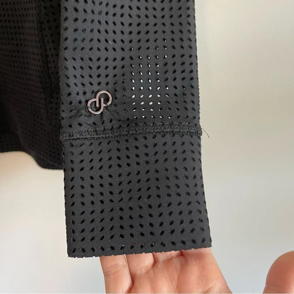 Calia by Carrie Underwood mesh/perforated pullover hoodie size medium - Picture 3 of 5